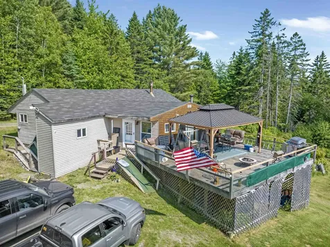 97 Cobblestone Road Clarksville NH 03592