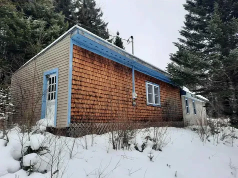 97 Cobblestone Road Clarksville NH 03592