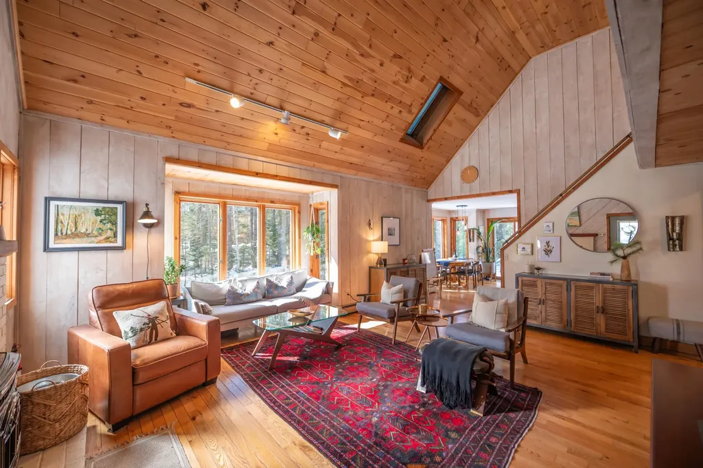 71 Villager Loop Dover VT 05356