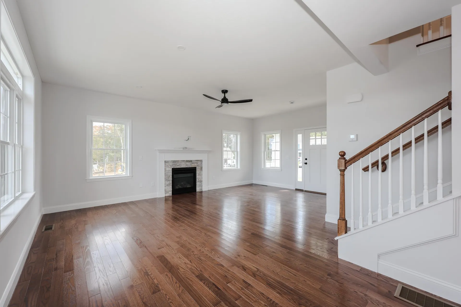 3 Tallarico Street Litchfield NH 03052