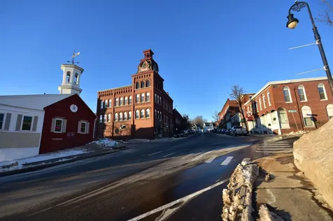 19/21 Library Street Allenstown NH 03275