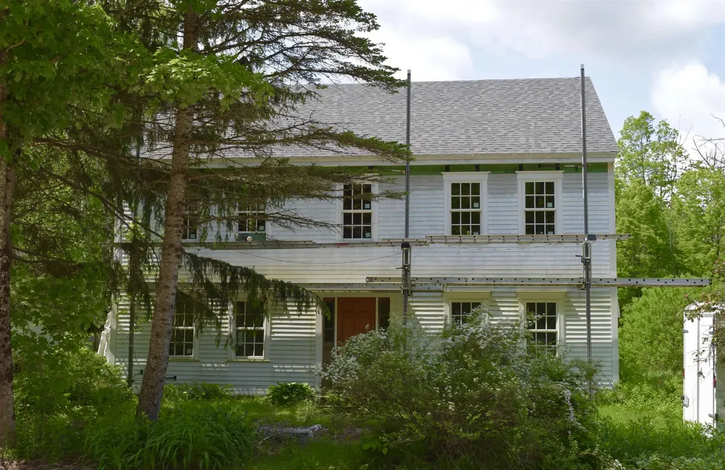 76 Edgerly School Road Meredith NH 03253