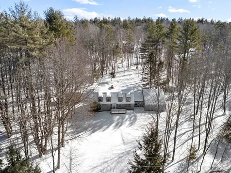 86 West Fisher Road Hartford VT 05059