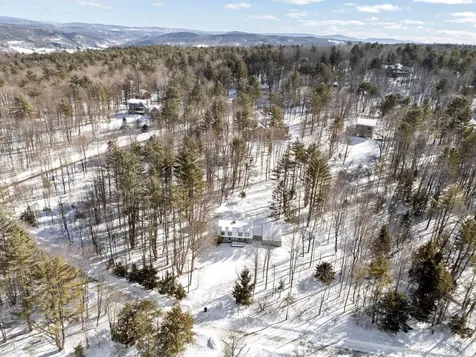 86 West Fisher Road Hartford VT 05059