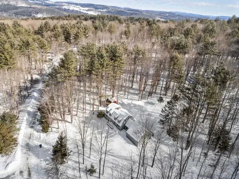86 West Fisher Road Hartford VT 05059