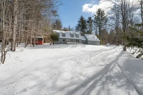 86 West Fisher Road Hartford VT 05059
