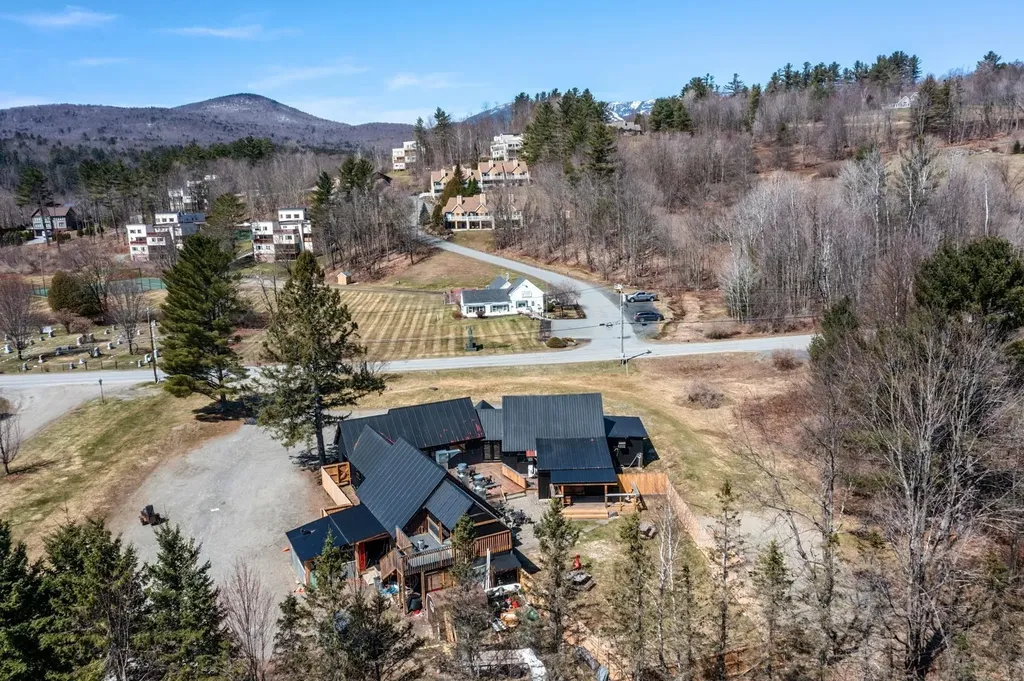 140 Cottage Club Road Stowe VT 05672