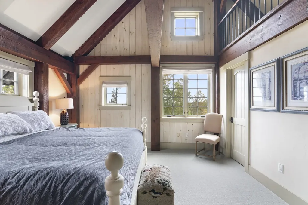 816 Black Bear Road Jamaica VT 05343