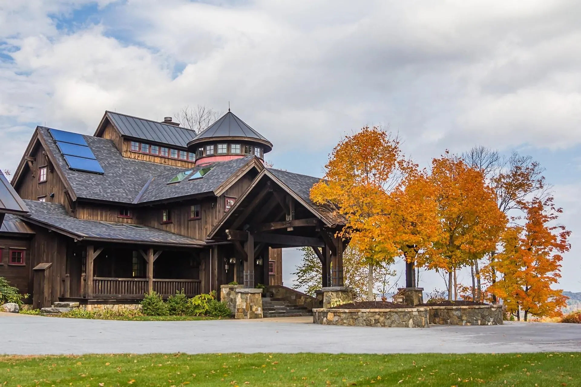 816 Black Bear Road Jamaica VT 05343