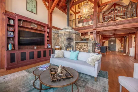 816 Black Bear Road Jamaica VT 05343