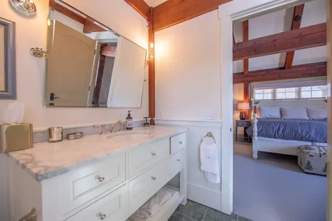 816 Black Bear Road Jamaica VT 05343