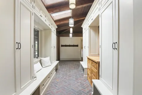 816 Black Bear Road Jamaica VT 05343