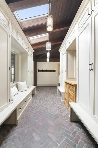 816 Black Bear Road Jamaica VT 05343