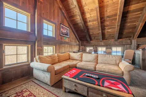 816 Black Bear Road Jamaica VT 05343