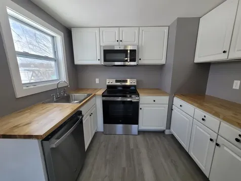 65 Hinsdale Heights Hinsdale NH 03451