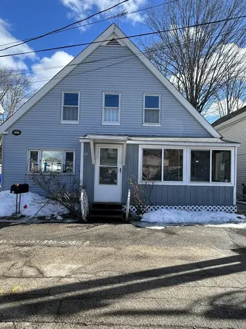 13 Kossuth Street Exeter NH 03833