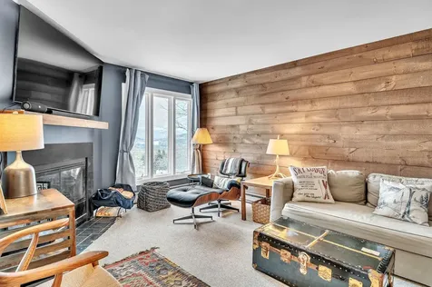 44 Middle Earth Road Warren VT 05674