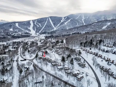 44 Middle Earth Road Warren VT 05674