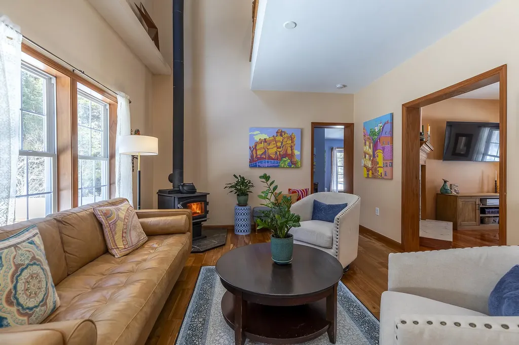 551 Winter Street Manchester VT 05255