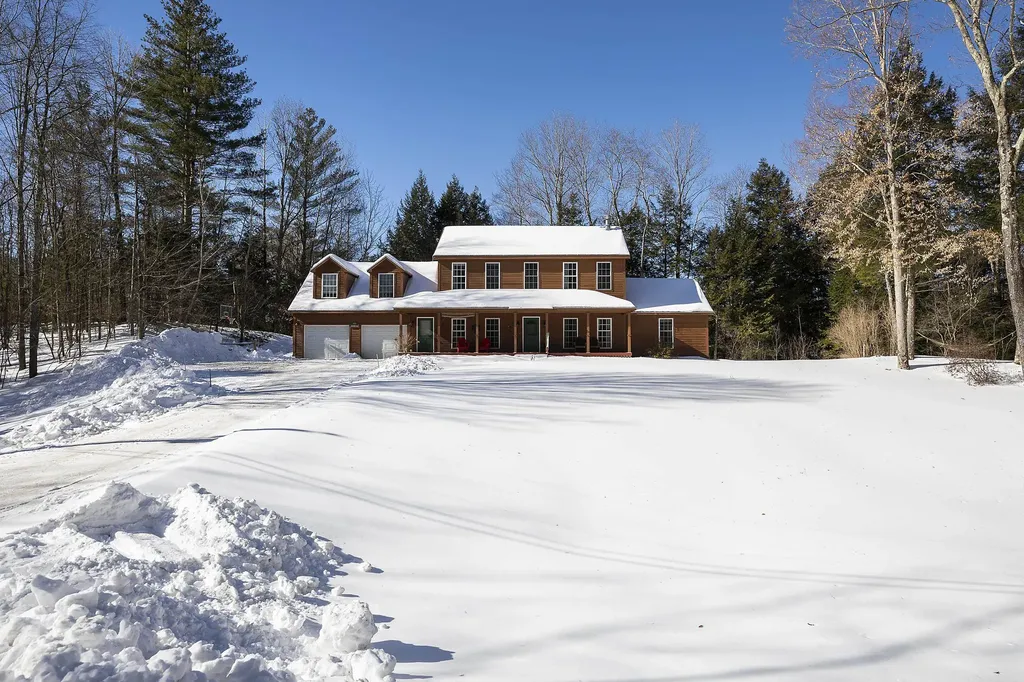 551 Winter Street Manchester VT 05255