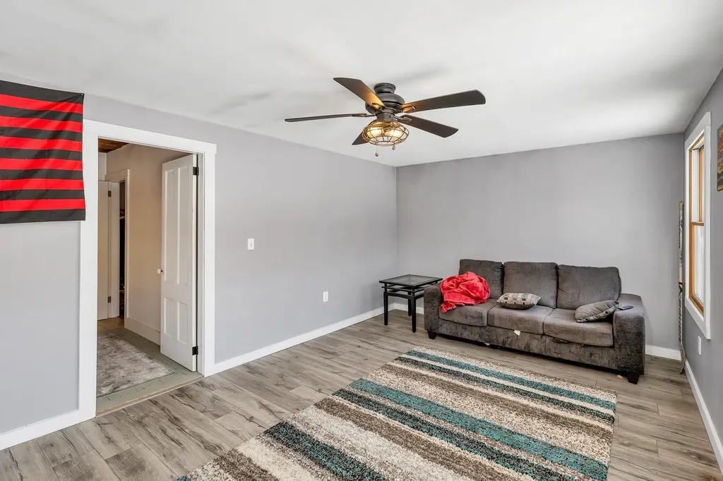 396 Governor Wentworth Highway Tuftonboro NH 03850