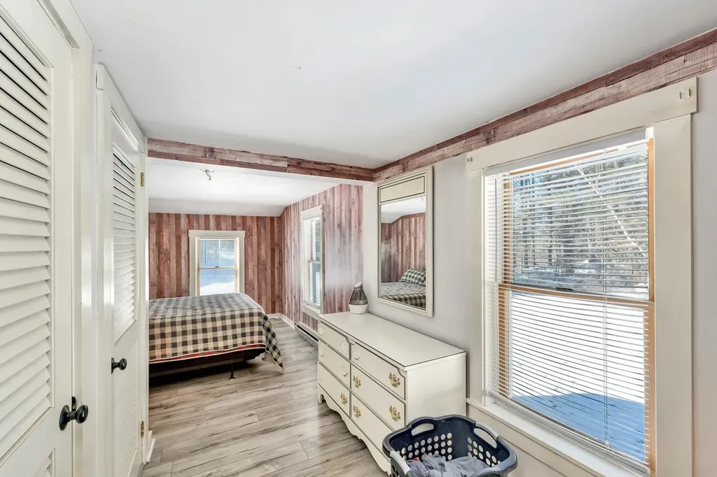 396 Governor Wentworth Highway Tuftonboro NH 03850