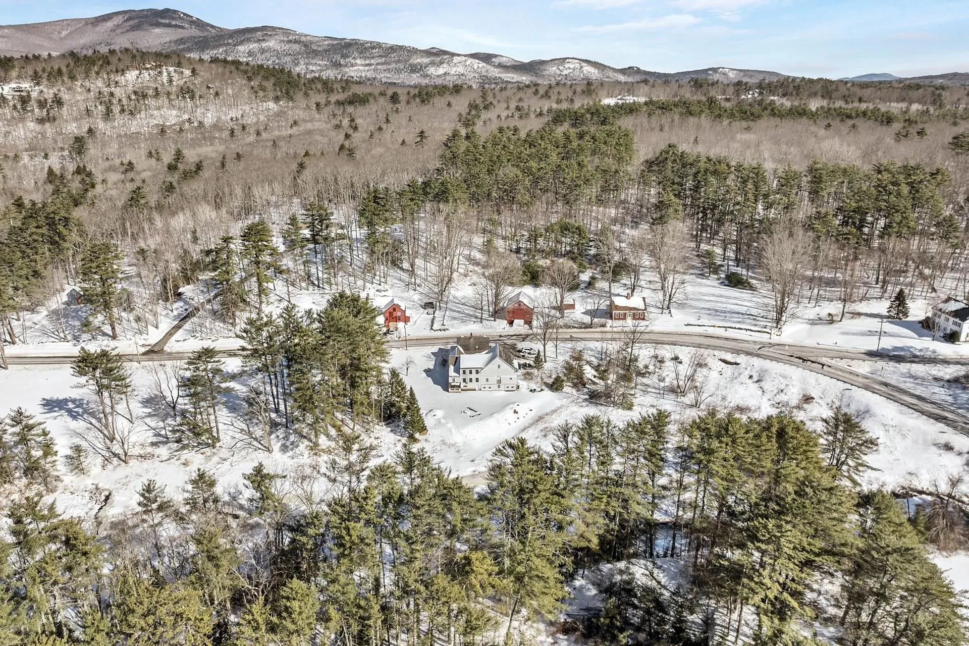 396 Governor Wentworth Highway Tuftonboro NH 03850