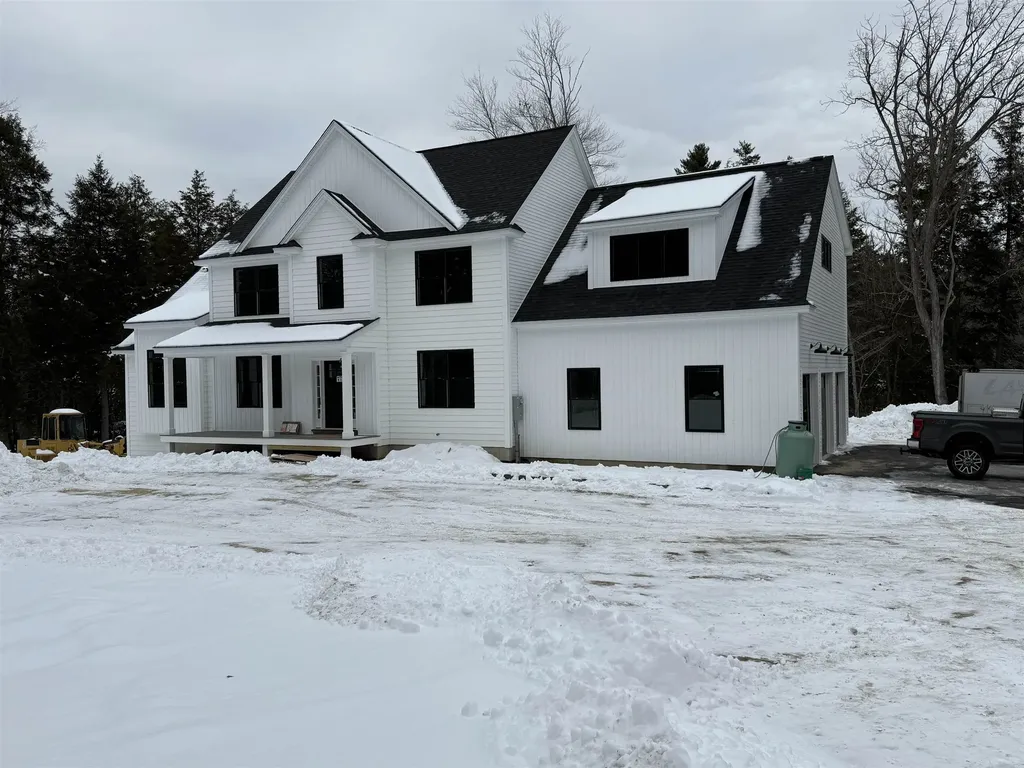 58 Black Brook Road Goffstown NH 03045