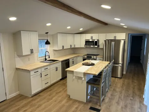 12 Pinecrest Estates Lee NH 03861