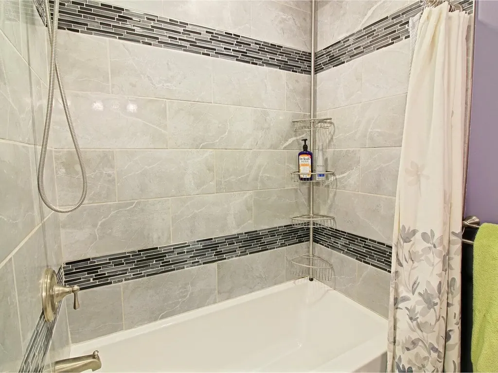 332 Bluebird Drive Colchester VT 05446