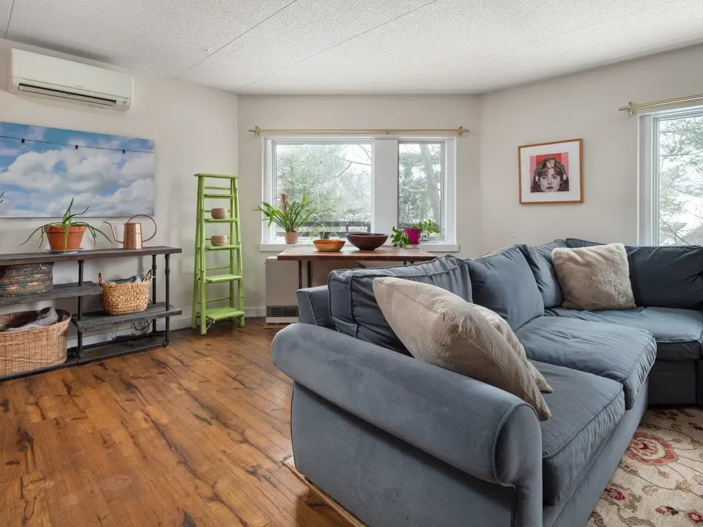 54 East Redrock Drive Burlington VT 05401