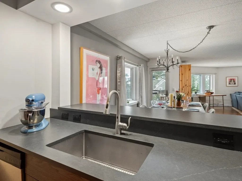 54 East Redrock Drive Burlington VT 05401