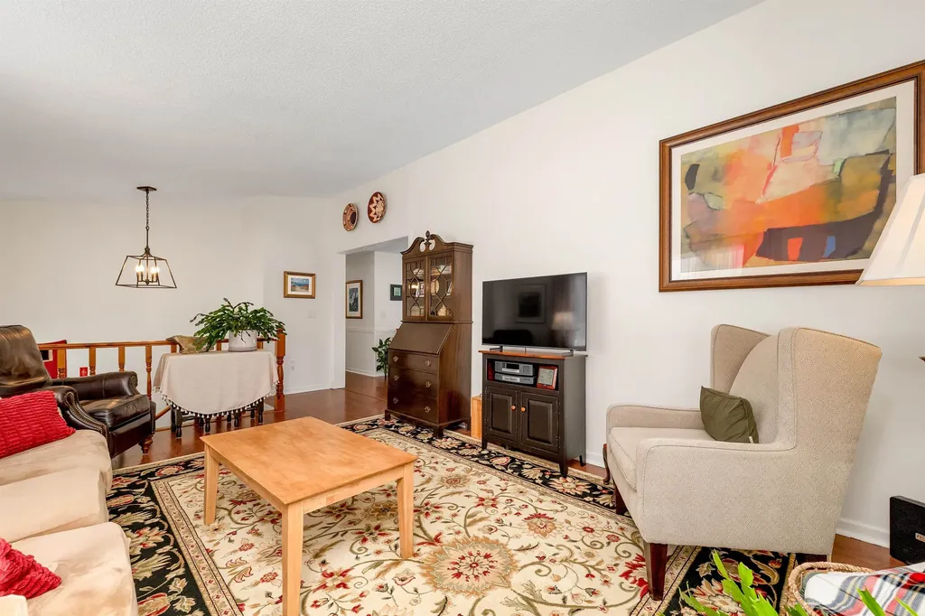 3 Brewster Heights Wolfeboro NH 03894