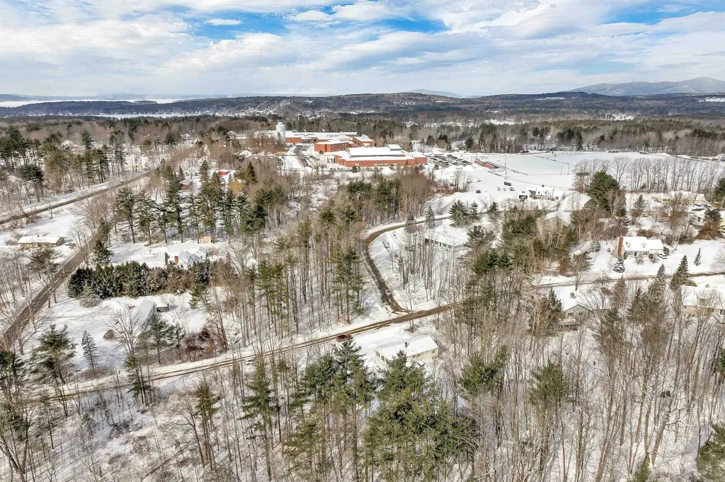 3 Brewster Heights Wolfeboro NH 03894