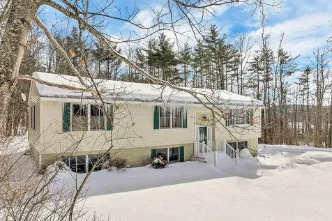 3 Brewster Heights Wolfeboro NH 03894
