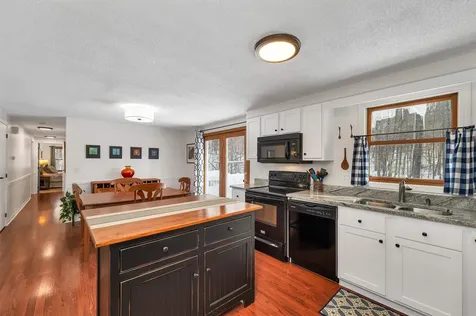 3 Brewster Heights Wolfeboro NH 03894