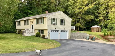 3 Brewster Heights Wolfeboro NH 03894