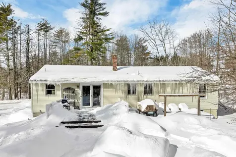 3 Brewster Heights Wolfeboro NH 03894