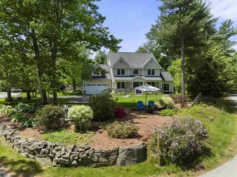 28 Oakleigh Drive Laconia NH 03246