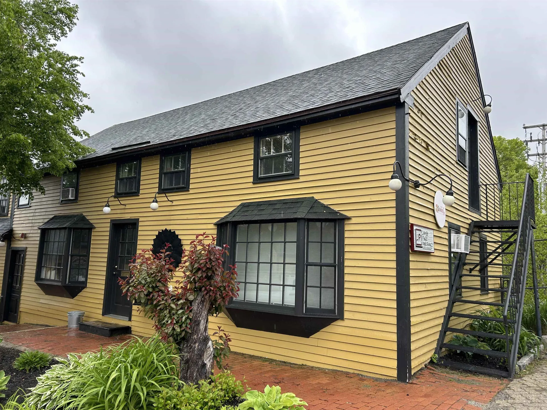 18 String Bridge Exeter NH 03833