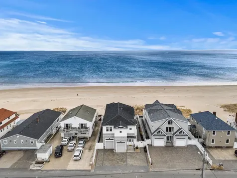 77 Ocean Drive Seabrook NH 03874
