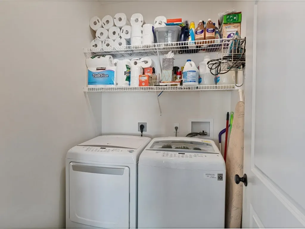 31 Ledge Way South Burlington VT 05403