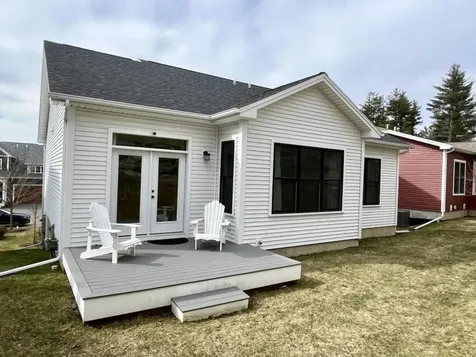 31 Ledge Way South Burlington VT 05403