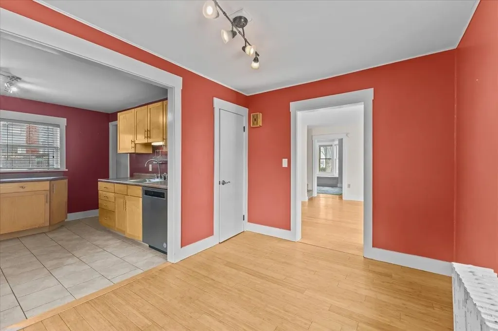 35 Crombie Street Burlington VT 05401