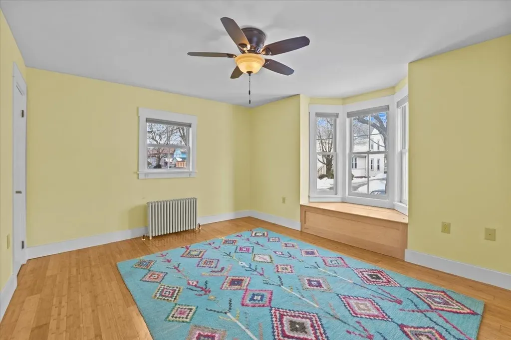 35 Crombie Street Burlington VT 05401