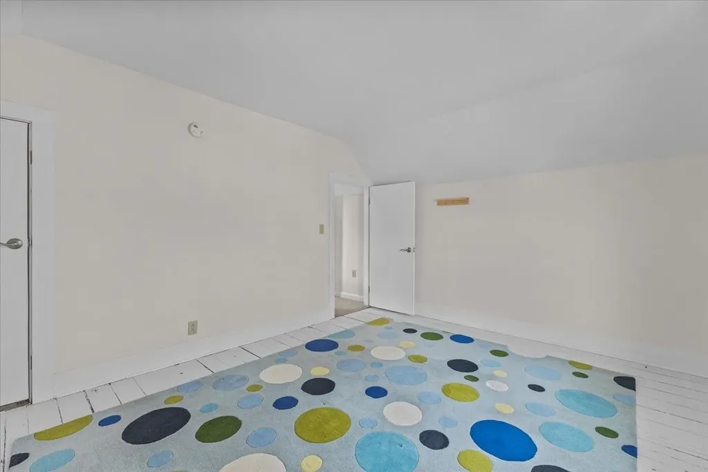 35 Crombie Street Burlington VT 05401