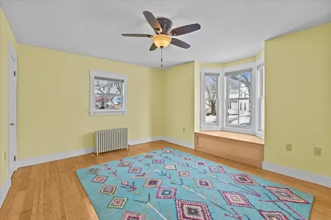 35 Crombie Street Burlington VT 05401