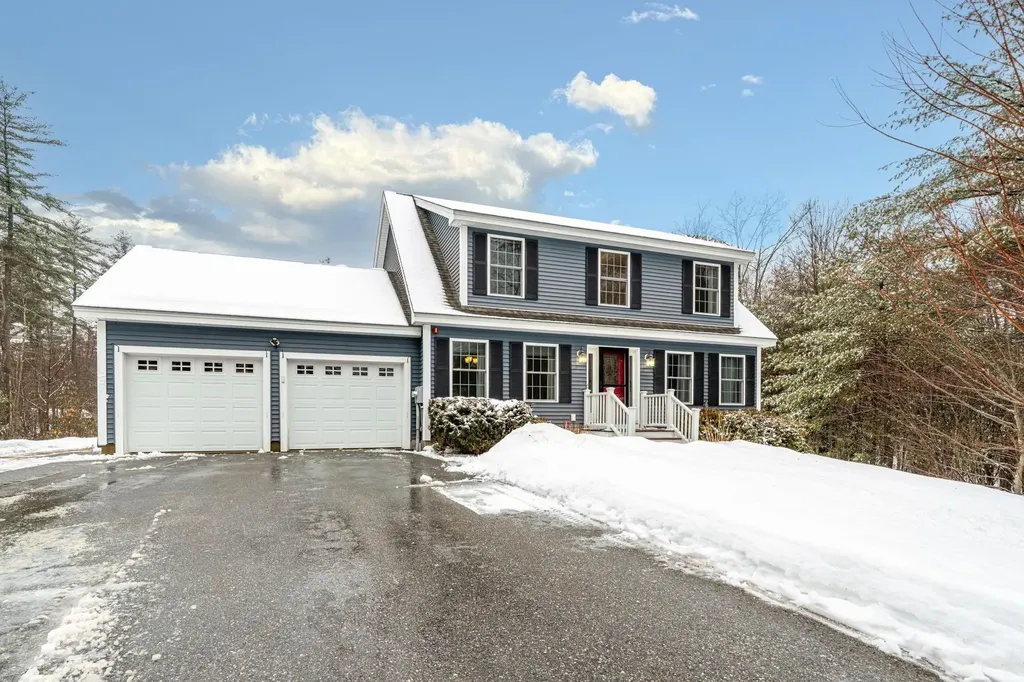 7 Yorkshire Lane Concord NH 03301