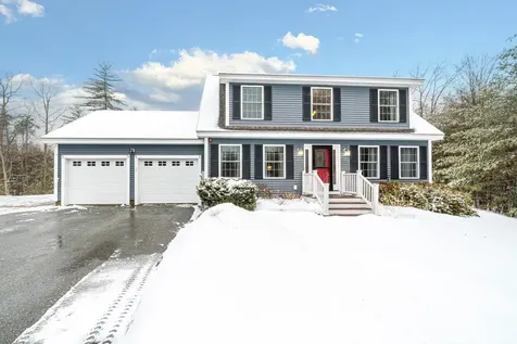 7 Yorkshire Lane Concord NH 03301