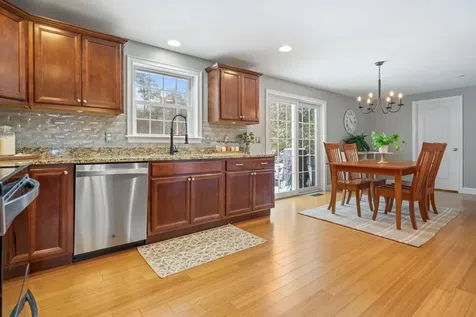 7 Yorkshire Lane Concord NH 03301